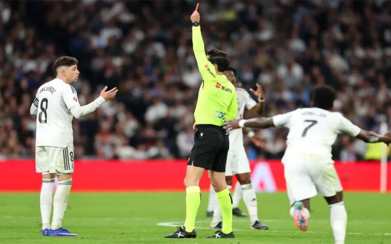 تحركات ريال مدريد بشأن قرار طرد فالفيردي في مواجهة أتلتيكو مدريد